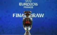 Kinh tế suy thoái, tiền thưởng Euro 2016 vẫn cực khủng