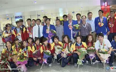 Xúc động ngày trở về của ĐT đấu kiếm Việt Nam sau SEA Games 28