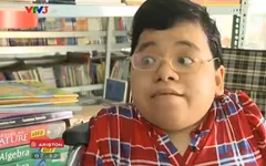 Nghị lực phi thường của cô giáo xương thủy tinh