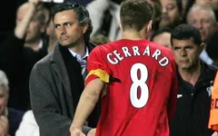 Mourinho mong CĐV Chelsea không "trêu" Gerrard