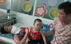 Di chứng kinh hoàng của hai mẹ con bị bỏng sau vụ cháy nhà