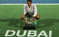 Roger Federer lại lập kỷ lục với 9000 cú aces