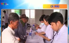 Cà Mau: Khám, phát thuốc miễn phí cho người nghèo