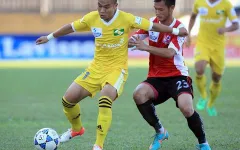 SLNA thống trị các giải thưởng tháng 4 V.League 2015