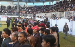 Vòng 1 V.League 2015: Đầy ắp khán giả và cơn mưa bàn thắng