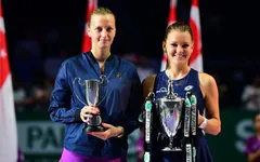 Xuất sắc hạ Kvitova, Radwanska lần đầu đăng quang WTA Finals