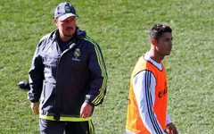 Rafa Benitez chưa mất ghế, tương lai Ronaldo được đảm bảo