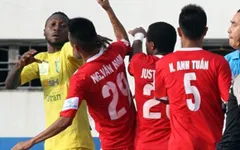 V.League 2015: Hậu vệ Văn Nam bị treo giò do chơi bóng bạo lực