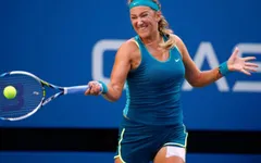 Azarenka khen Messi đá như trong trò chơi điện tử