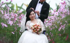 Chuyện tình cổ tích của "Bạch mã hoàng tử" và cô gái khuyết tật