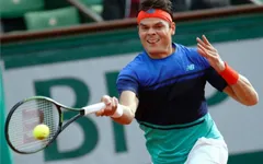 Pháp mở rộng 2016: Milos Raonic bất ngờ bị loại, Stan Wawrinka vất vả đi tiếp