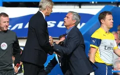 Mourinho nói gì khi đồng nghiệp "khó ưa" Wenger ra đi