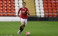 Adnan Januzaj lập cú đúp trong trận tái xuất tại Man Utd