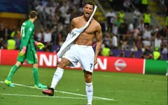 Cristiano Ronaldo sướng phát điên với chức vô địch Champions League