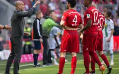 Hòa nhạt, Bayern Munich "chê" đĩa bạc Bundesliga