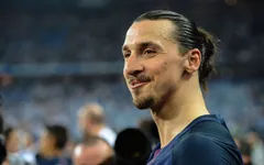 Tân binh đầu tiên của Man Utd chính thức lộ diện