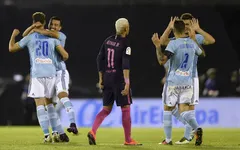 Celta Vigo 4-3 Barcelona: Barca thua sốc Celta Vigo