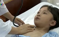 Bé gái mắc bệnh tim bẩm sinh may mắn được hỗ trợ phẫu thuật