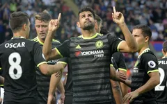 Swansea 2-2 Chelsea: Costa lập cú đúp, Chelsea thoát hiểm tại Liberty