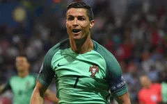 HLV Fernando Santos: Không có chuyện Ronaldo từ giã ĐT Bồ Đào Nha