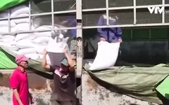 TT-Huế hỗ trợ gạo cho học sinh vùng đặc biệt khó khăn