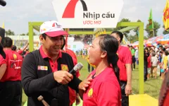 MC Quyền Linh hào hứng tham gia xây cầu cho người nghèo