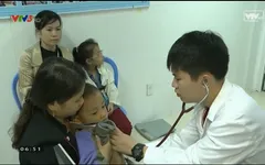 Khám sàng lọc bệnh tim bẩm sinh cho trẻ em Bình Định