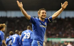 Lampard hoãn ngày trở lại Chelsea
