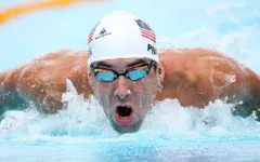 VĐV cầm cờ cho đoàn Mỹ tại Olympic 2016: Người mà ai cũng biết đấy là ai