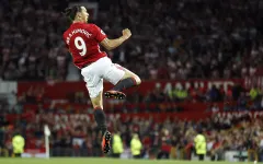 Ibra lập cú đúp, MU thắng nhàn Southampton