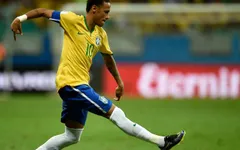 Neymar sắp phải cày ải "thông" hè, Barcelona lo sốt vó