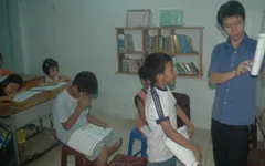 Lớp học tình thương - ngôi nhà thứ 2 của học trò bán vé số, lượm ve chai