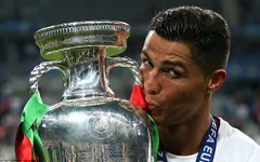 Ronaldo lọt top 5 người nổi tiếng  thu nhập cao nhất thế giới