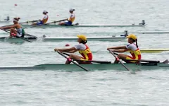 Rowing nữ Việt Nam vào vòng phân hạng 13-20