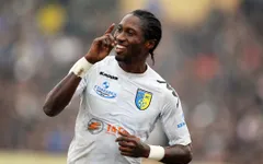 Hoàng Vũ Samson vượt qua Công Vinh trở thành chân sút số 1 V.League