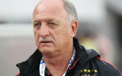 “Phù thủy” Scolari sẵn sàng dẫn dắt ĐT Anh
