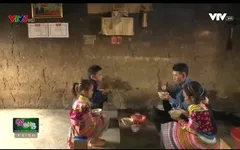 Cảm thương cảnh "gà trống nuôi con" của người đàn ông dân tộc H'Mông