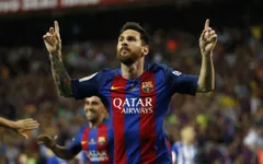 Messi được trả lương cao gấp đôi so với khả năng