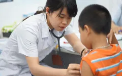 Chương trình TTCE hoãn khám sàng lọc tim bẩm sinh ở Thanh Hóa do bão số 10