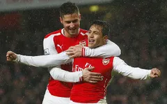 Alexis Sanchez vắng mắt trong đội hình du đấu của Arsenal