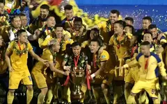 VIDEO: SLNA nhận cúp vô địch Cúp Quốc gia 2017
