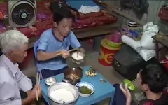 Cặp lá yêu thương: Cha và con