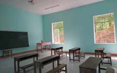 Trao tặng điểm trường cho học sinh khó khăn tại Quảng Nam