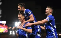 Fabregas xứng danh “vua chuyền”, Diego Costa “sát thủ” vòng cấm
