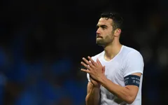 Leicester City bất ngờ có thủ quân Sevilla