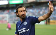 Andrea Pirlo chính thức giải nghệ ở tuổi 38