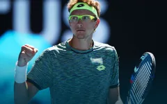 Denis Istomin - tay vợt vừa hạ gục Djokovic là ai?