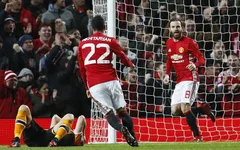 Bán kết League Cup: Man Utd 2-0 Hull City: Quỷ đỏ đặt 1 chân vào chung kết