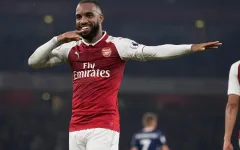 Sao Arsenal tiết lộ về điệu ăn mừng "thổi kèn" đặc trưng