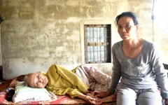 Cảnh sống lay lắt của gia đình có mẹ già bị suy tim, con gái bị ung thư
